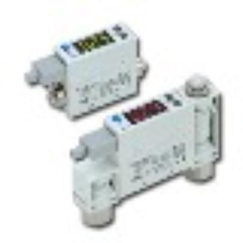 PFM7 SERIES 2-COLOR DISPLAY DIGITAL FLOW SWITCH INTEGRATED DISPLAY DIAMETER 6 ONE-TOUCH FITTING product photo Side View L